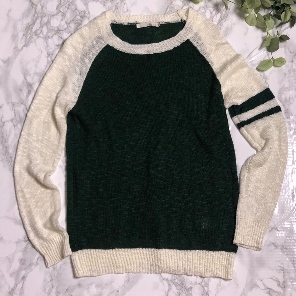 Ellison Jersey style Knit Sweater Size Small